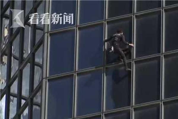 暖雪白衣怎么打